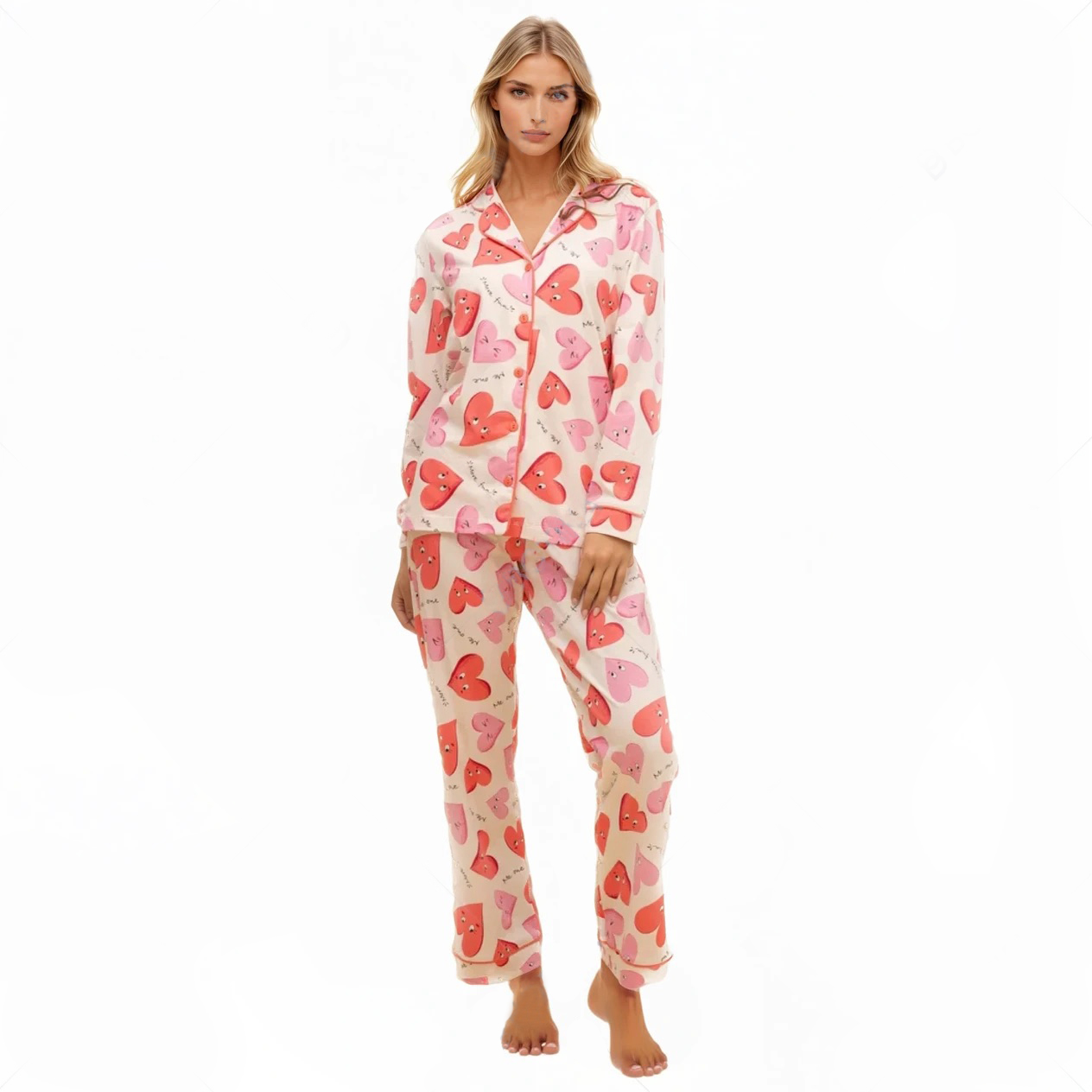 Дамска Зимна Пижама Hearts в две части с копчета на горната част и десен на сърца